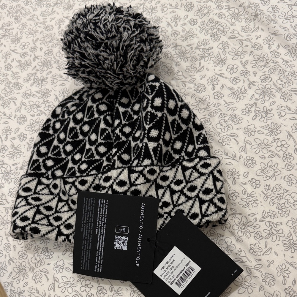 Moose Knuckles Black White Pompom Beanie Brand New